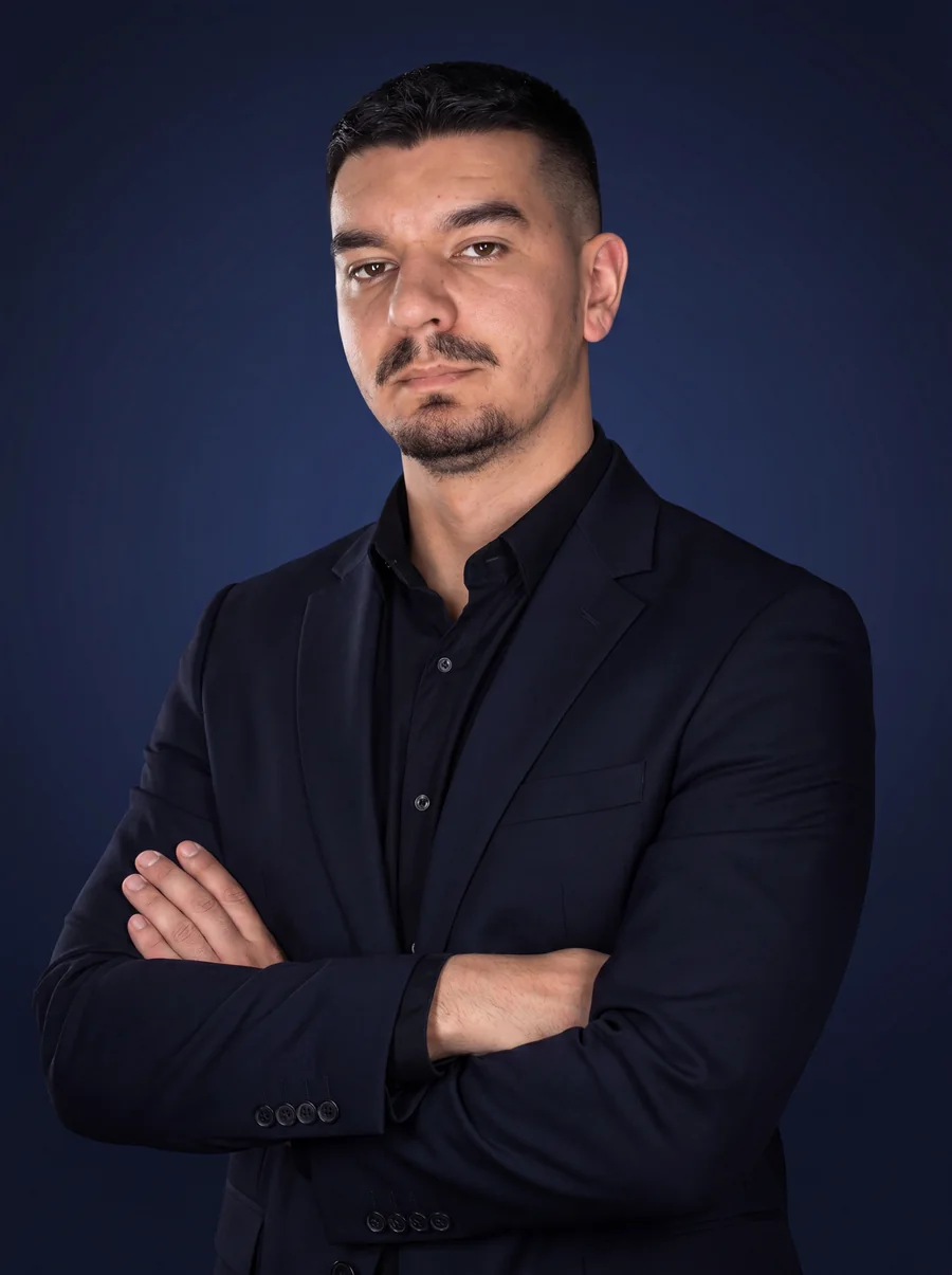 DynoWealth founder portrait